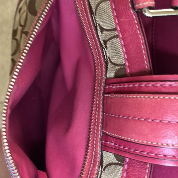 💥Authentic Coach handbag - Picture 9 of 12